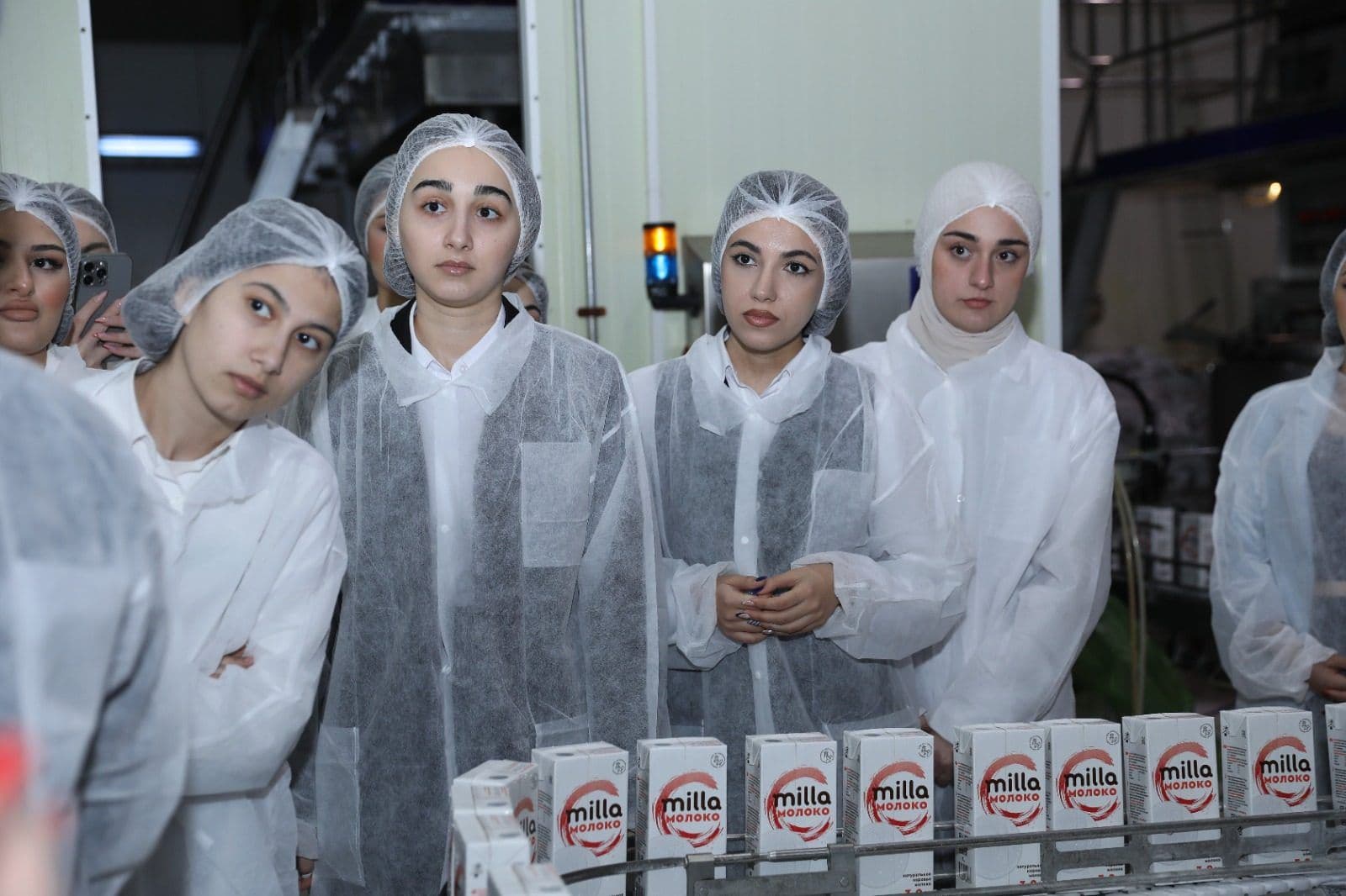 Azərbaycan Qida Təhlükəsizliyi Agentliyinin nəzdində fəaliyyət göstərən “Qida Təhlükəsizliyi Könüllüləri” təşəbbüsünün üzvləri üçün “Milla Dairy” MMC-nin istehsalat müəssisəsinə tanışlıq səfəri təşkil edilmişdir.